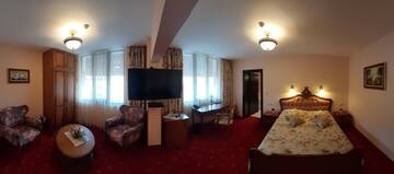 Фото номера Улучшенный номер с кроватью размера «queen-size» Отель Boutique Family Hotel VSK Kentavar г. Дряново 2